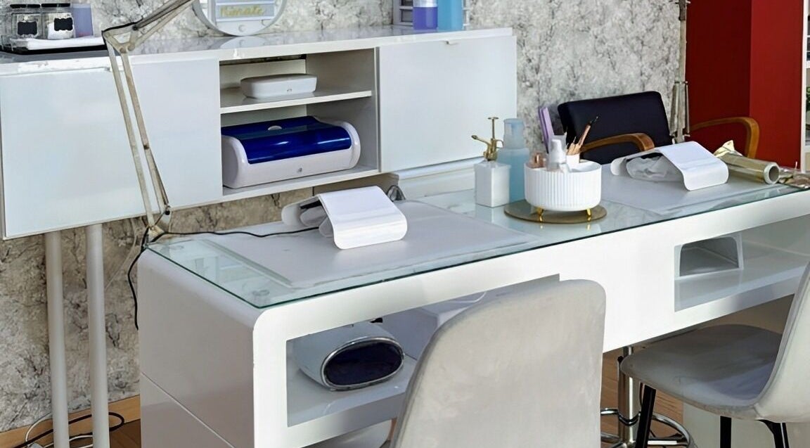 Mesa de tratamiento en Mimate Studio, Alacuás, Comunidad Valenciana, ES, ideal para belleza y bienestar.