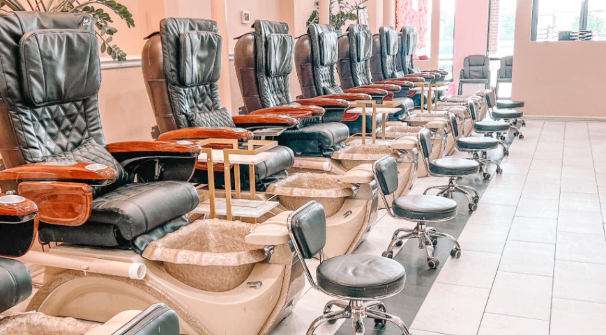 Luxurious pedicure chairs at Glam Nails And Spa in Bowling Green, Kentucky, US, offering a relaxing experience.
