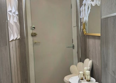 Chic entrance at Matylashes and Beauty in London, England, GB showcasing modern decor and soft lighting.