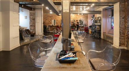 David Ryan Salon