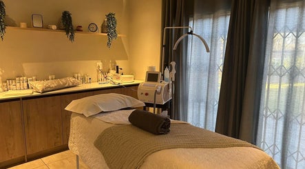 Too Spoilt Laser Clinic
