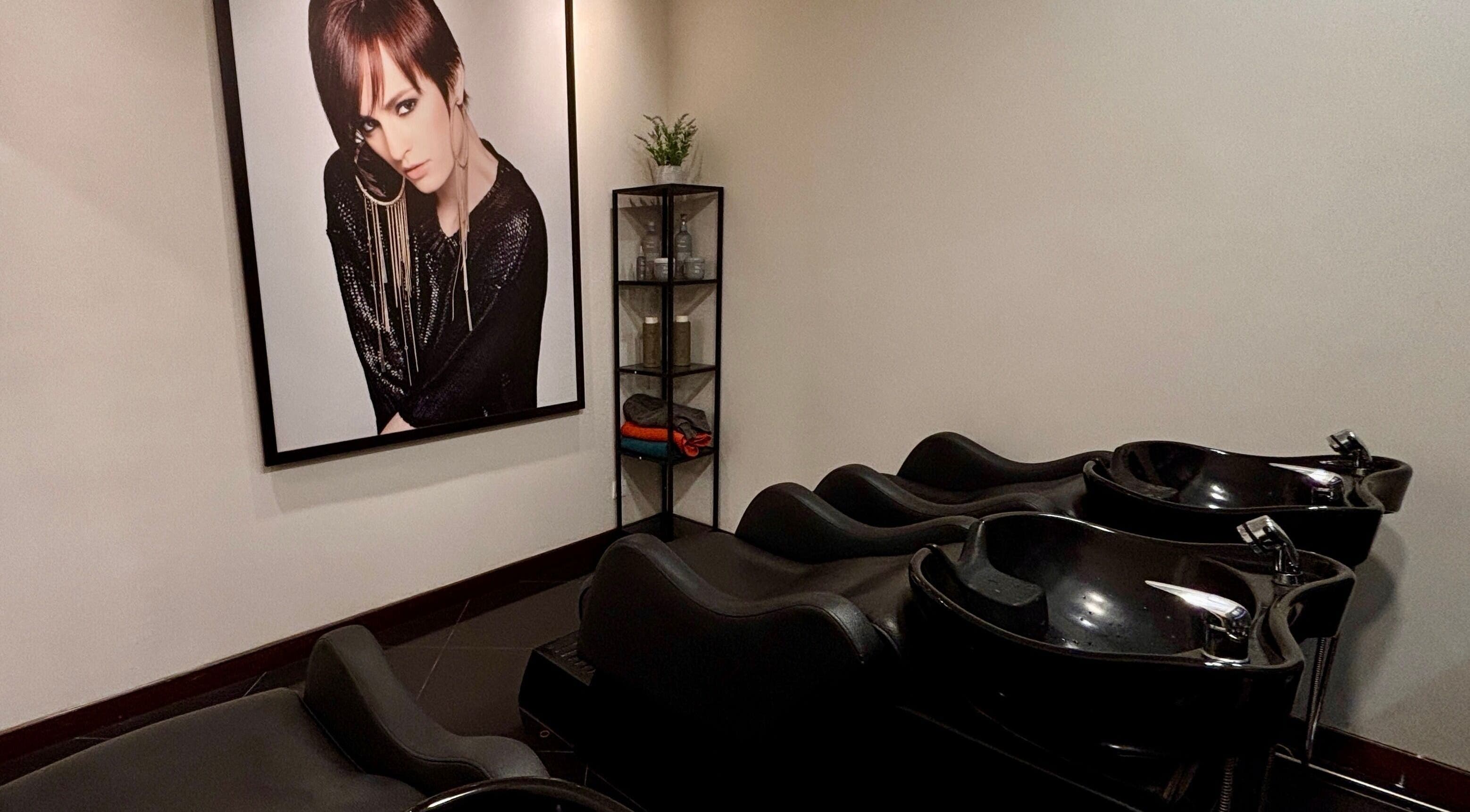 Contemporary hair wash station at Andy Ho Haute Coiffure, Kuala Lumpur, Wilayah Persekutuan Kuala Lumpur, MY.