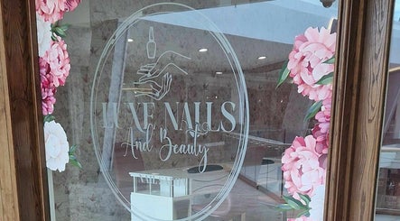 Image de Luxe Nails and Beauty 2