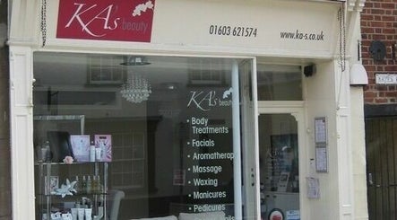 Calmer Massage at KA's Upper St Giles, Norwich, bilde 2