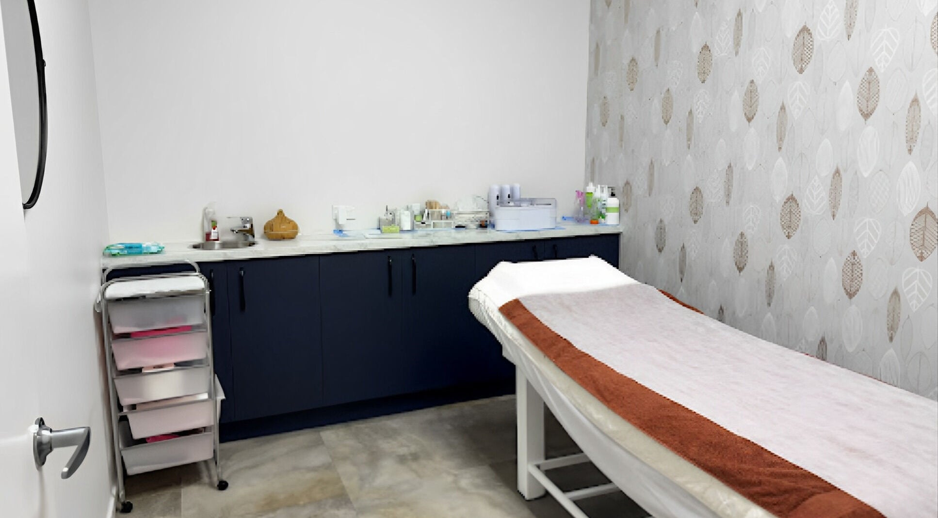Cozy treatment room at Platinum Brows and Beauty, Richmond, Tasman, NZ with modern decor and equipment.