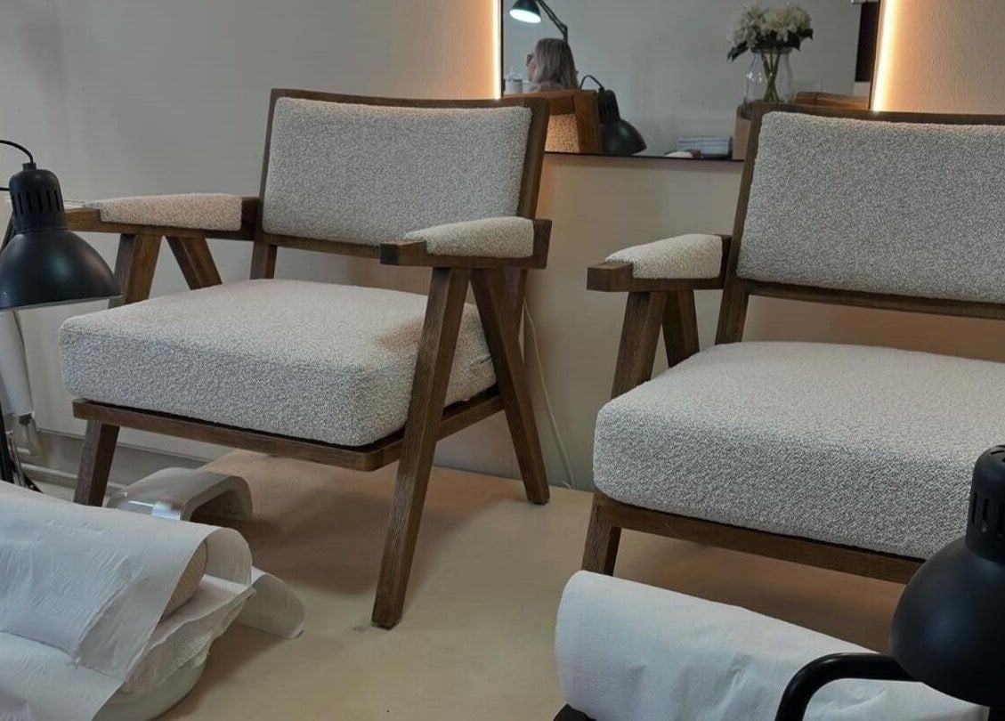 Elegant seating area in Sundays, Knowle, England, GB showcasing modern armchairs and stylish decor.