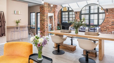 boo.colourist - East London