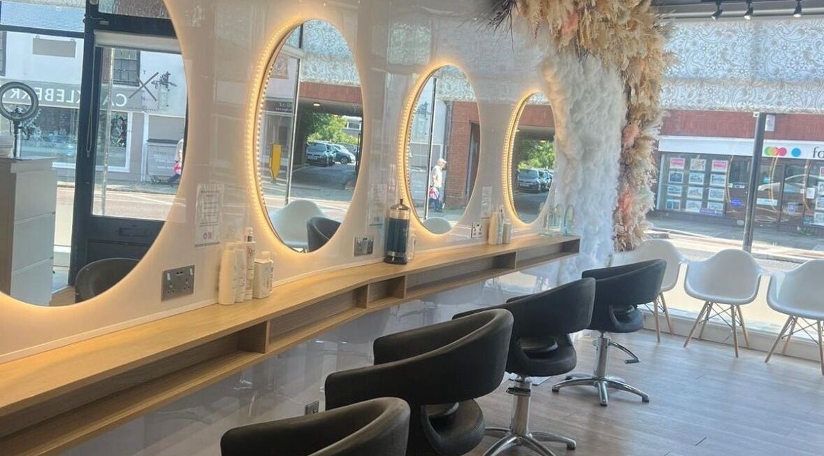 XTEND With Style salon mirrors and seating in Fareham, England, GB, showcasing modern elegance.