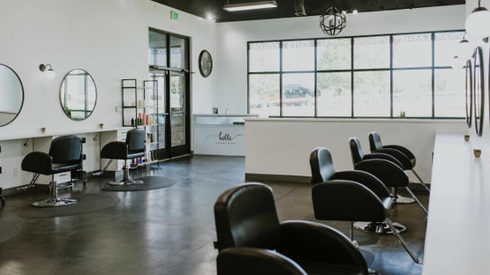 Belle Salon Studio