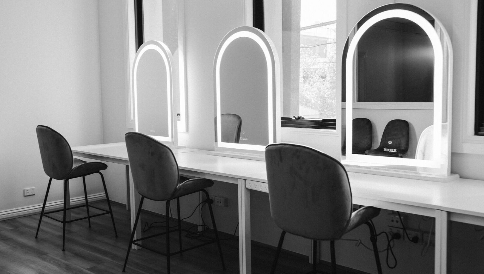 Elegant salon mirrors at Spring Racing Carnival Bookings - PRAHRAN, Prahran, Victoria, AU. Modern beauty setup.