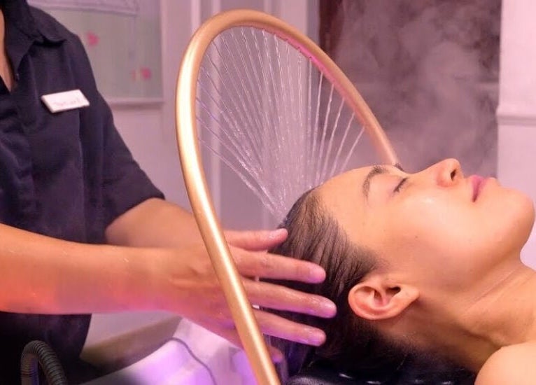 Relaxing hair treatment at Bablabeau Heads Spa, Batu Caves, Selangor, MY, showcasing luxurious pampering.