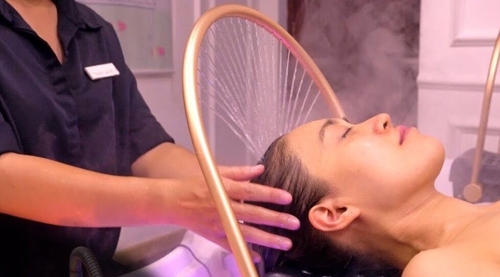 Relaxing hair treatment at Bablabeau Heads Spa, Batu Caves, Selangor, MY, showcasing luxurious pampering.
