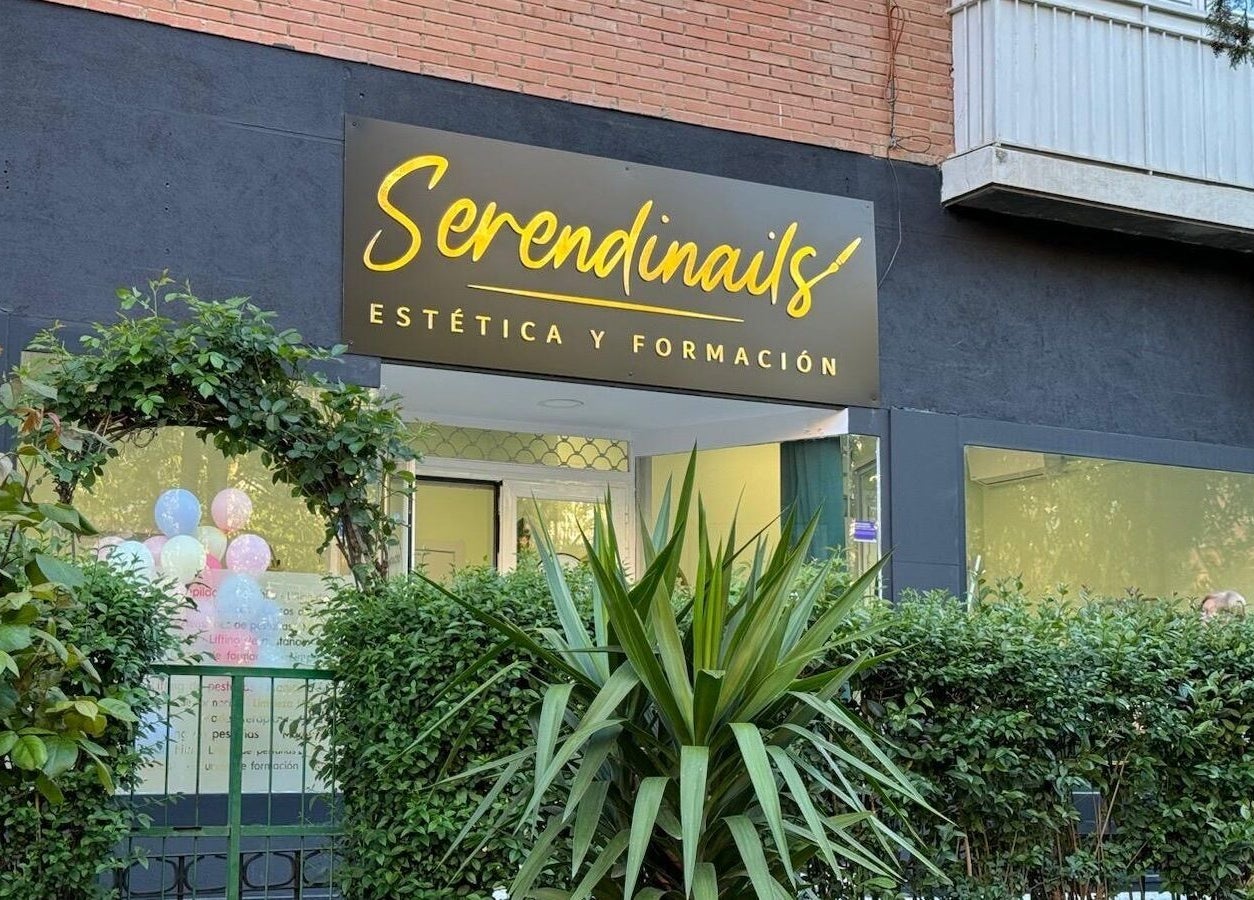Fachada de Serendinails, estética y formación en Alcorcón, Comunidad De Madrid, ES.
