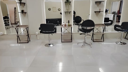 Nsix hair Salon -Plumstead