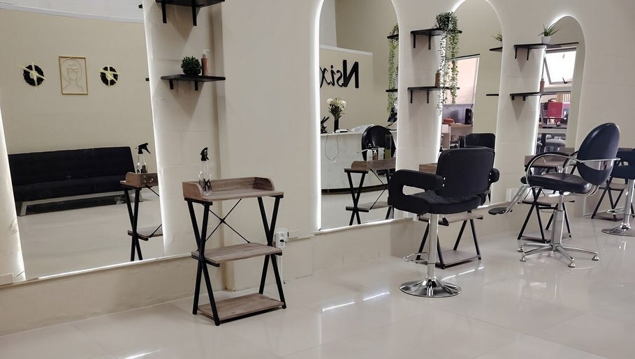 Nsix hair Salon -Plumstead изображение 1