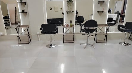 Nsix hair Salon -Plumstead