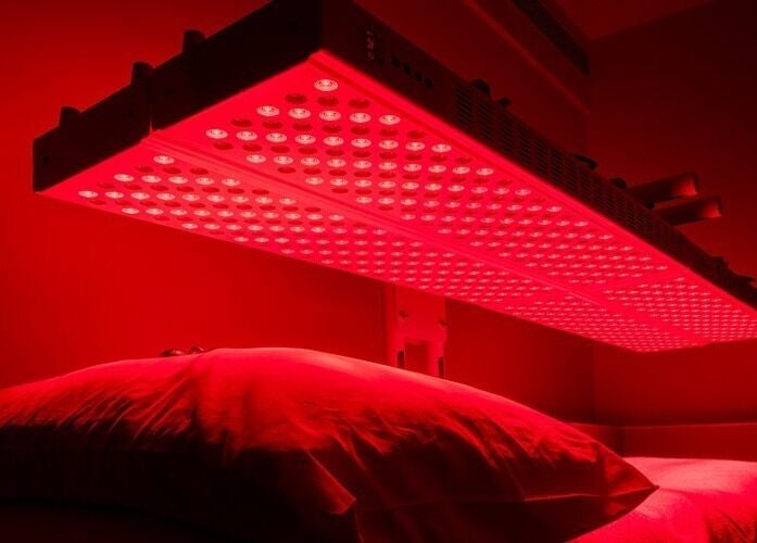 Red light therapy bed at 10x Longevity, Hong Kong Island, HK enhancing wellness.