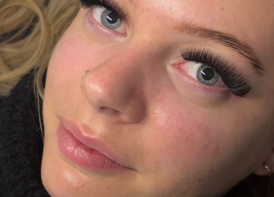 Close-up of elegant lash extensions at Elevate Lashes in Berkhamsted, England, GB.