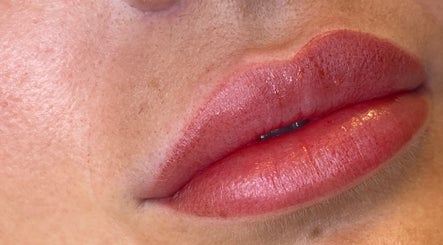 Permanent Make Up by Becky Falcone – obraz 3