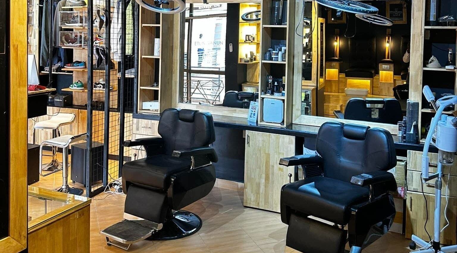 Etunganun Grooming and Beauty Lounge offers top-notch services at Kira Town, Central Region, UG.