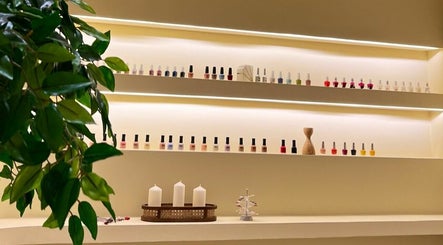 Beige Nail Studio image 3