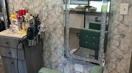 Exquisite Hair Beauty Bar