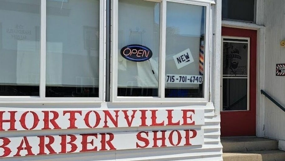 Hortonville Barbershop, bild 1