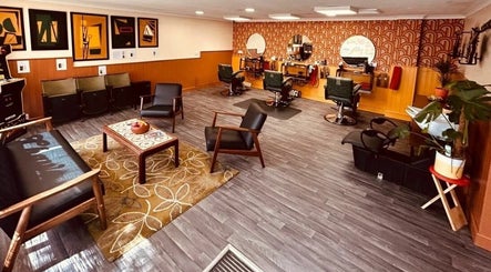 Chay's Barber Shop image 2