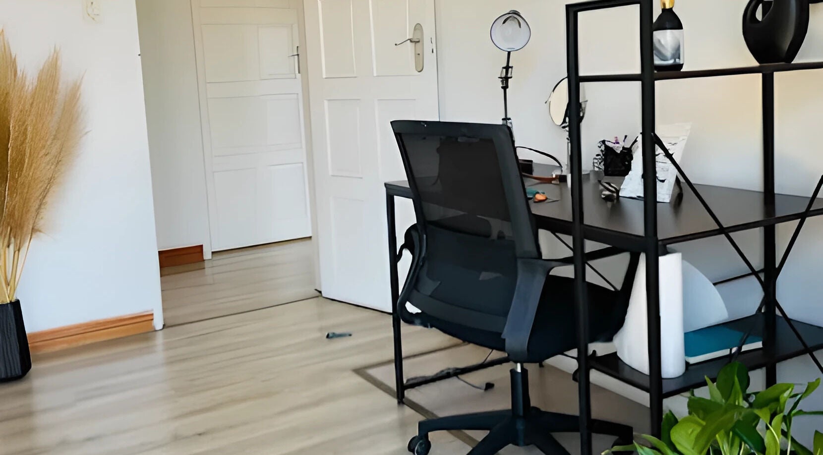 Modern beauty workspace at Glamfair Beauty Bar, Randburg, Gauteng, ZA with sleek furnishings.