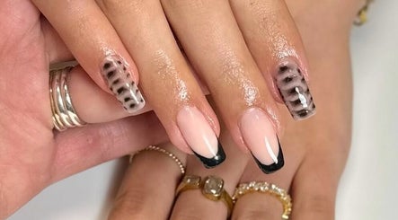 hình ảnh 2 của HCM Nails