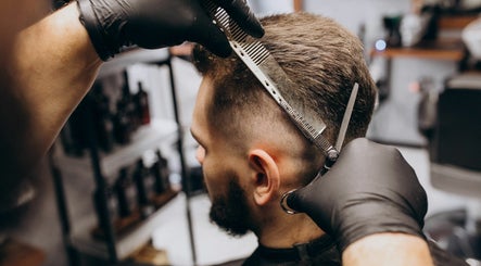 The Brookside Hair, Barber & Beauty Salon billede 2