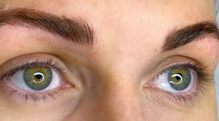 Emma Louise Bespoke Brows image 2