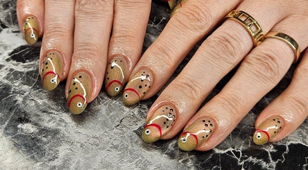 Lucky Frog Nails obrázek 3