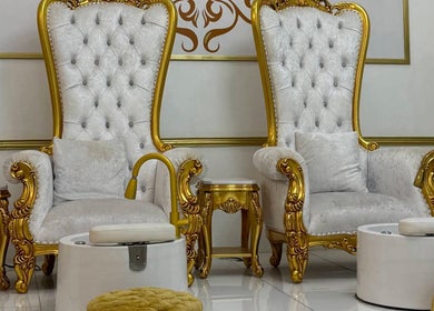 Elegant gold-accented pedicure chairs at Jaas Nails and Beauty, Cebu City, Central Visayas, PH.