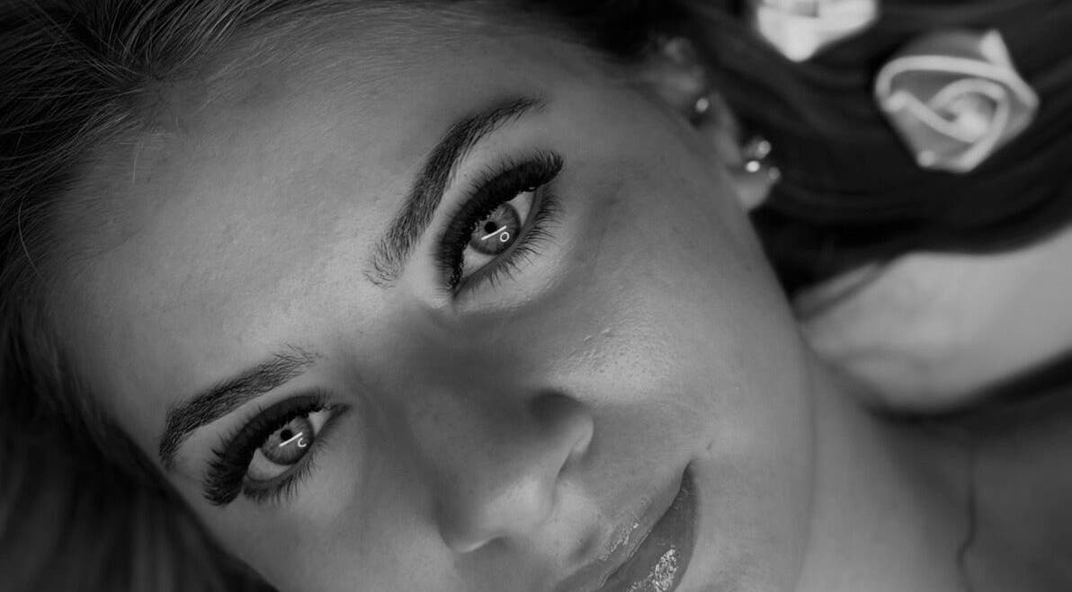 Rosto sereno exemplifica beleza em 'Be Rose - estética & bem estar', Setúbal, Setúbal, PT.