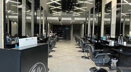 1/2 Cuts Salon صالون هاف كت | Al Aziziyah image 3