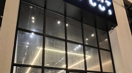 1/2 Cuts Salon صالون هاف كت | Qortuba, bilde 2
