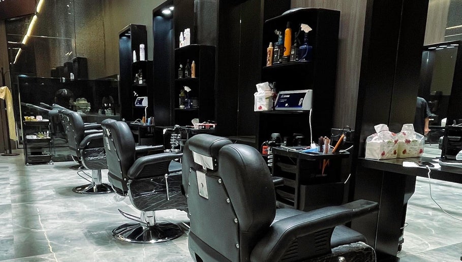 Image de 1/2 Cuts Salon صالون هاف كت | Qortuba 1