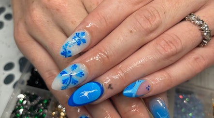 Nails by Lauren imej 2