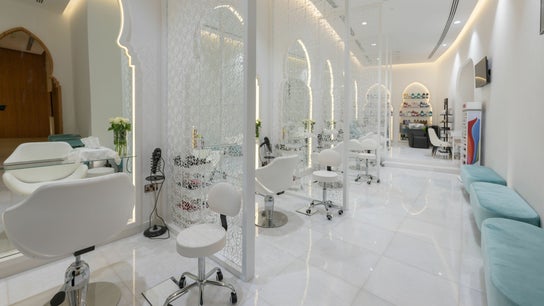 Anya Ladies Beauty Salon