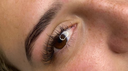 Mimi Lashes