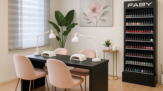 Nails & Beauty Studio