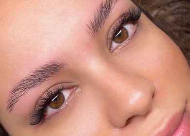 Close-up of perfectly groomed brows at LBK Paris Beauty Salon, Dubai, AE.