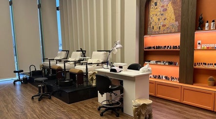 Luxurious pedicure chairs at Amoramor Spa, الرياض, منطقة الرياض, SA, offer comfort and style.