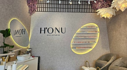 Honu Nail Studio - West Hampstead imagem 2