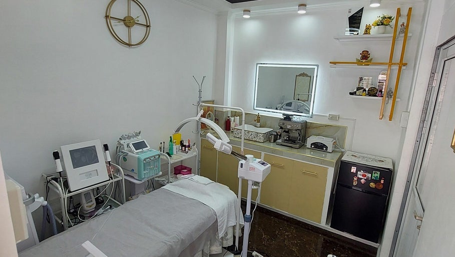 Romulo Skin Care & Aesthetic Clinic image 1