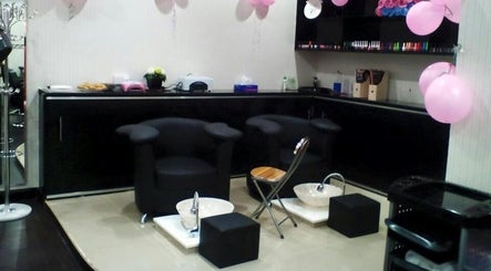 Immagine 2, Posh Signature Salon