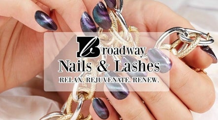 Broadway Nails and Lashes imagem 2