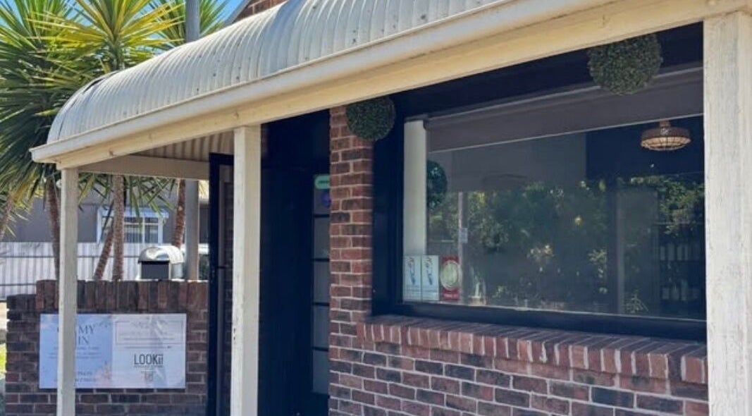Entrance of Oh My Skin - Maitland, showcasing its inviting facade in South Maitland, New South Wales, AU.