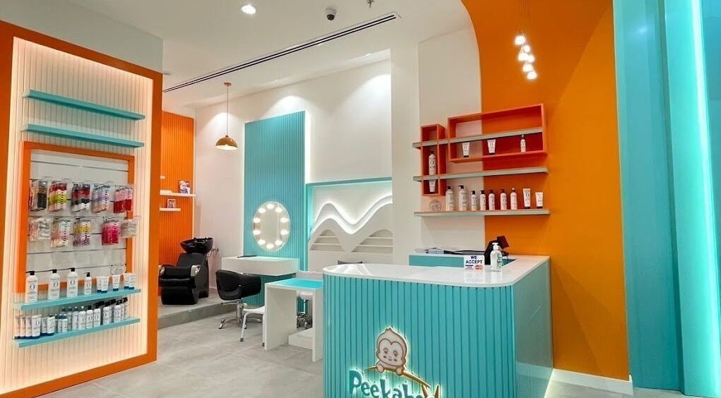 Peekaboo Kids Salon Mall Of Oman in مسقط, محافظة مسقط, OM features a colorful and inviting interior design.